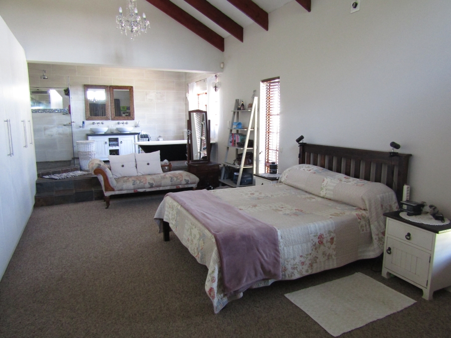 3 Bedroom Property for Sale in Humansdorp Eastern Cape